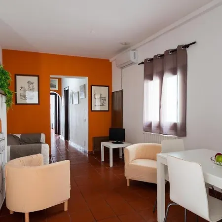 Atticosestocanto Apartment